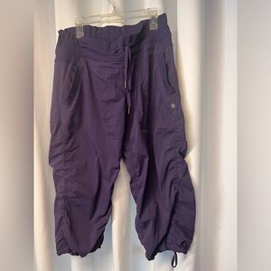 Lululemon cropped dance pants